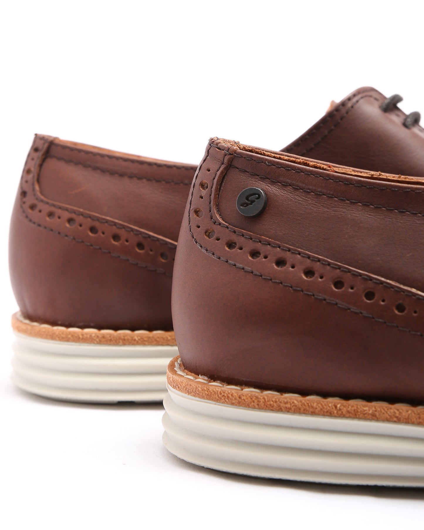 Derby Suela de Goma Picado 1023 Marrón