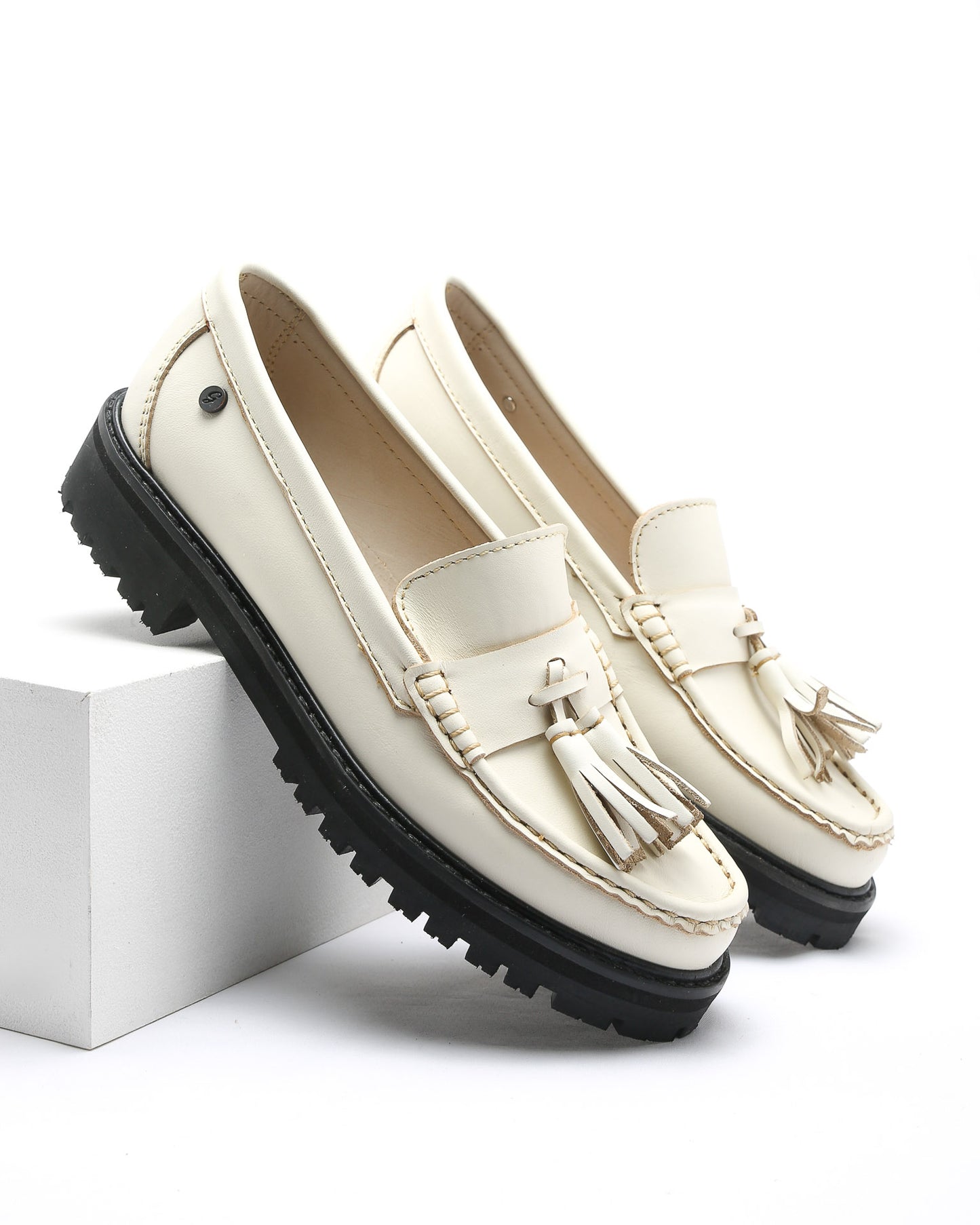 Mocasín con Vincha Marfil