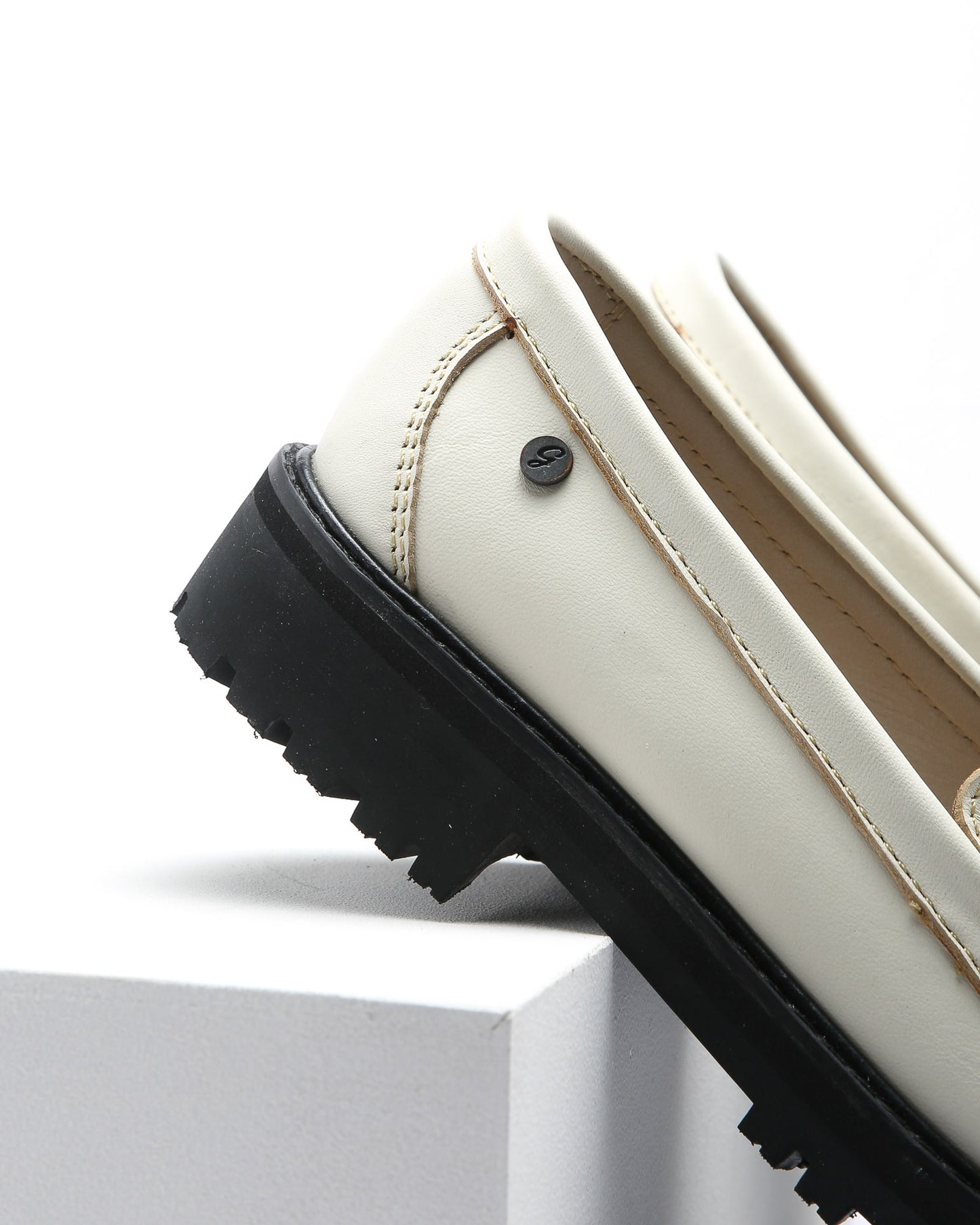 Mocasín con Vincha Marfil