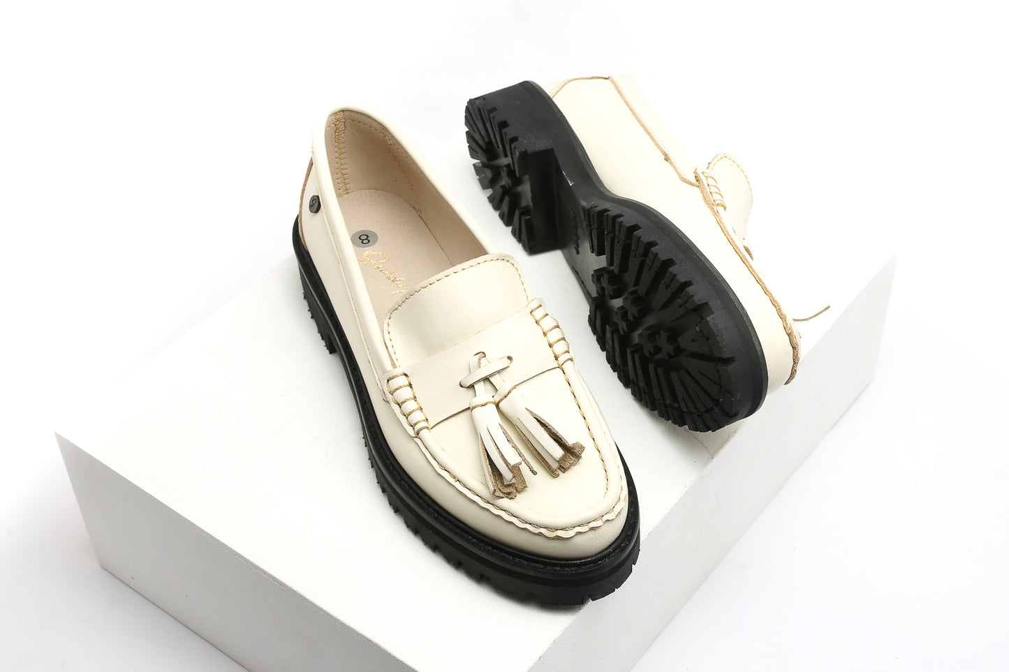 Mocasín con Vincha Marfil
