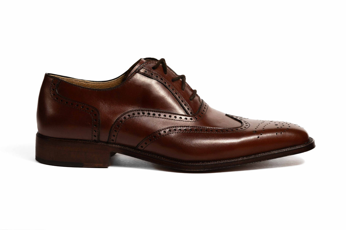 Zapato 1808 Picado Bigotera Marrón