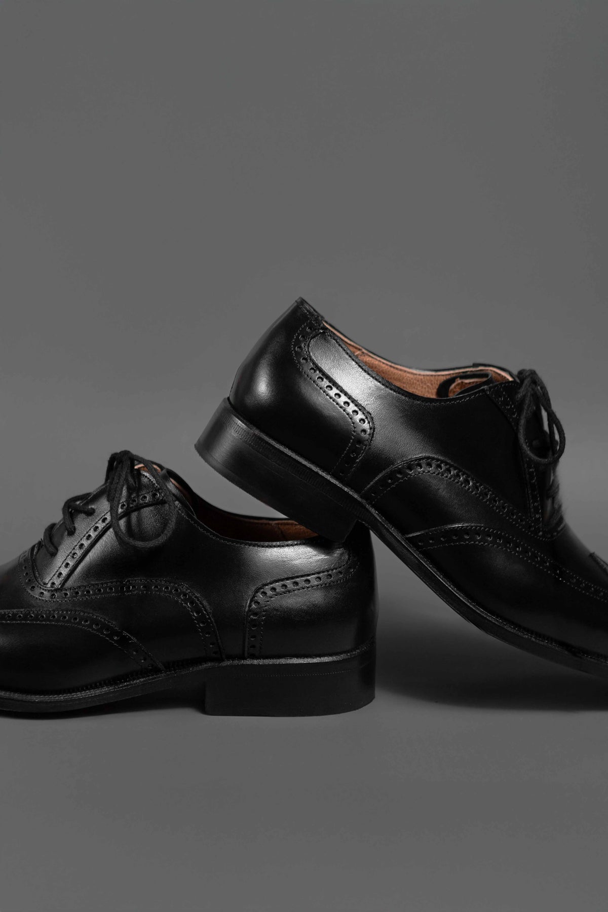 Zapato 1808 Picado Bigotera Negro