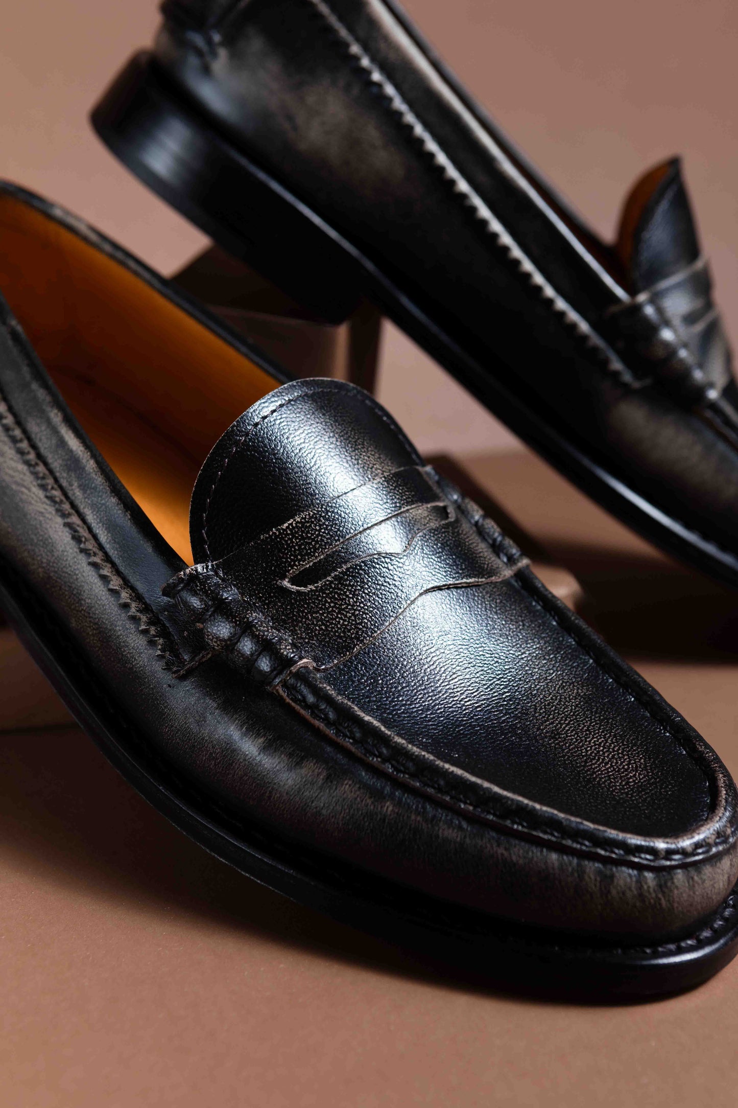 𝗣𝗥𝗘𝗩𝗘𝗡𝗧𝗔 - Mocasín Doble Suela 2779 Brush Off Vizon