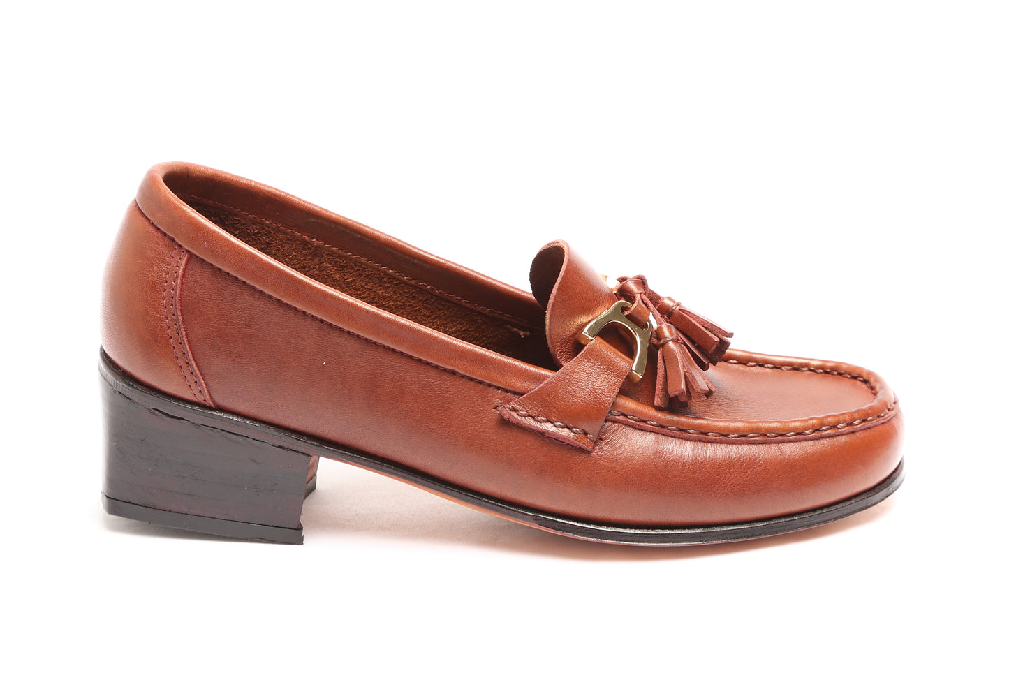 Mocasín 2819 con Taco con Estribo y Pompones Chocolate