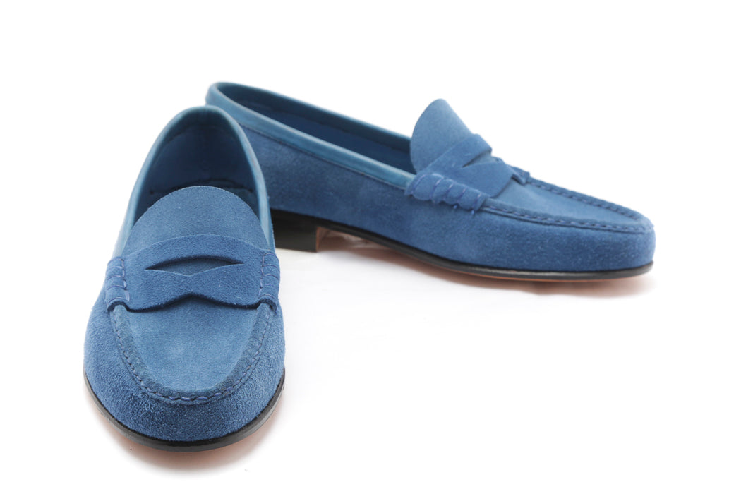 Mocasín Simple Suela con Vincha Triangular Gamuza Azul