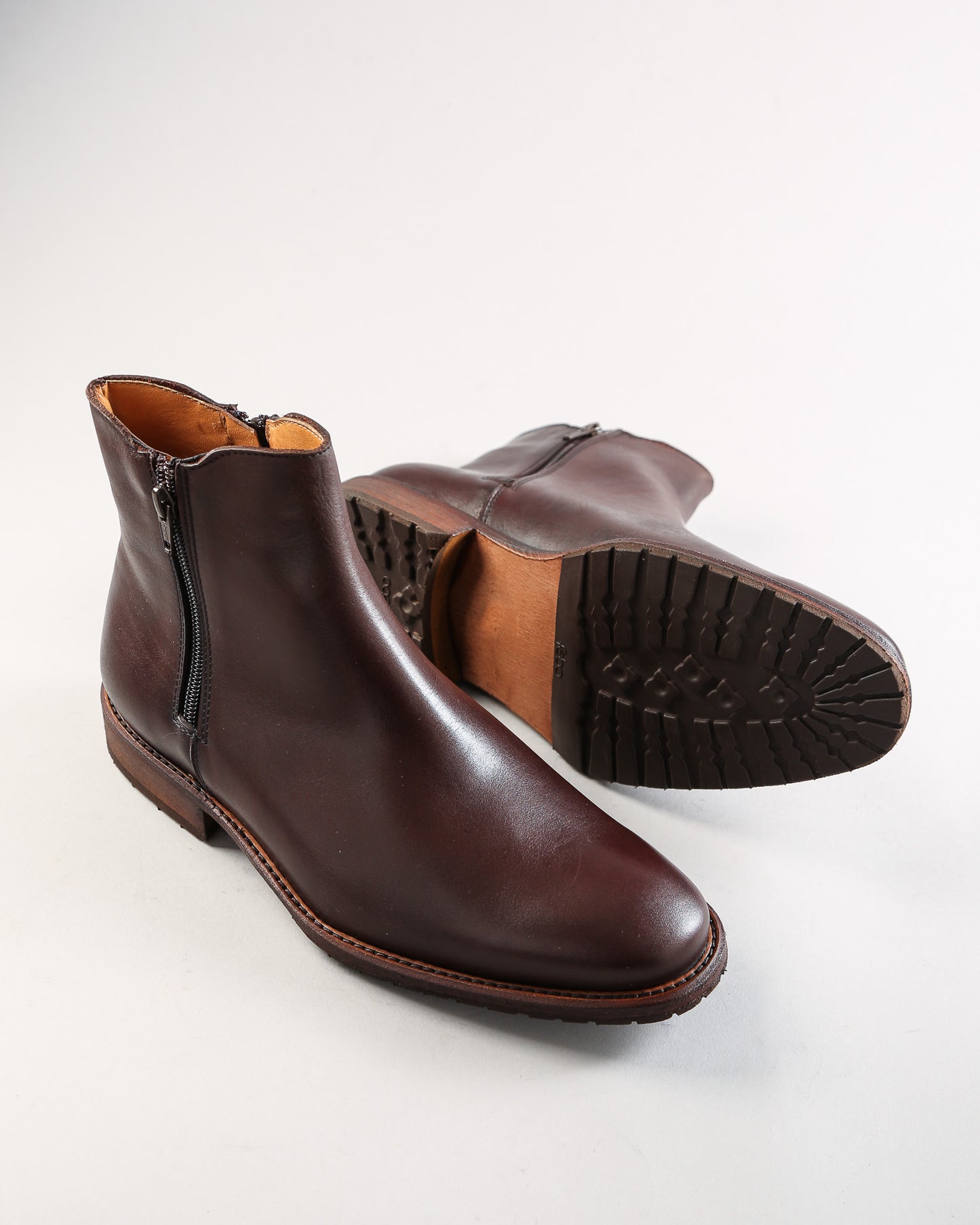 Bota B90 Rusticone Chocolate