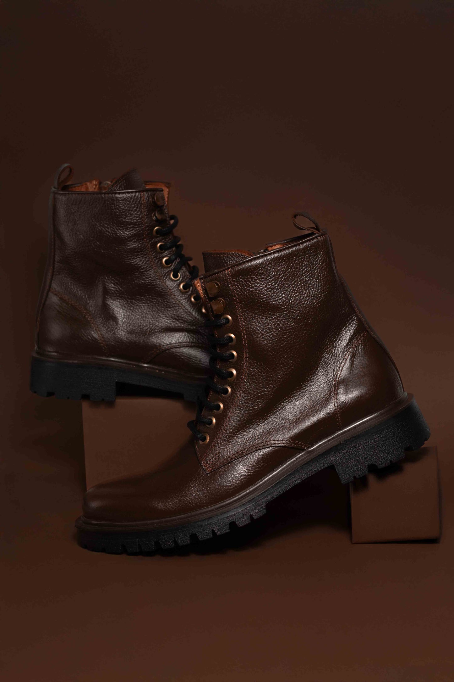 Bota Logan Marrón