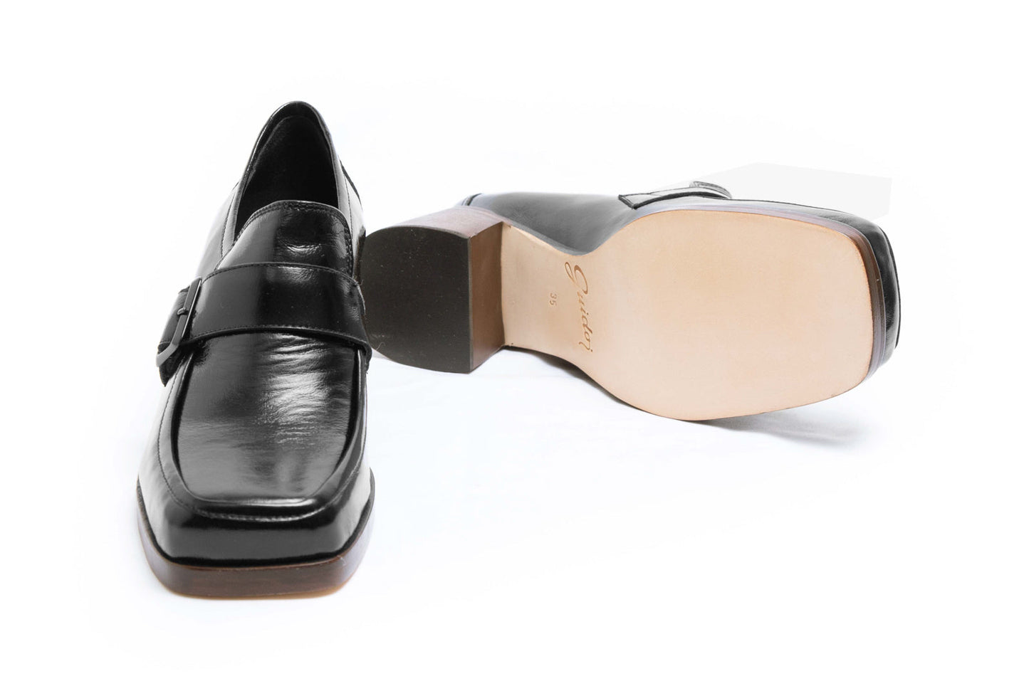 Mocasín Taco Frida 7456 Negro
