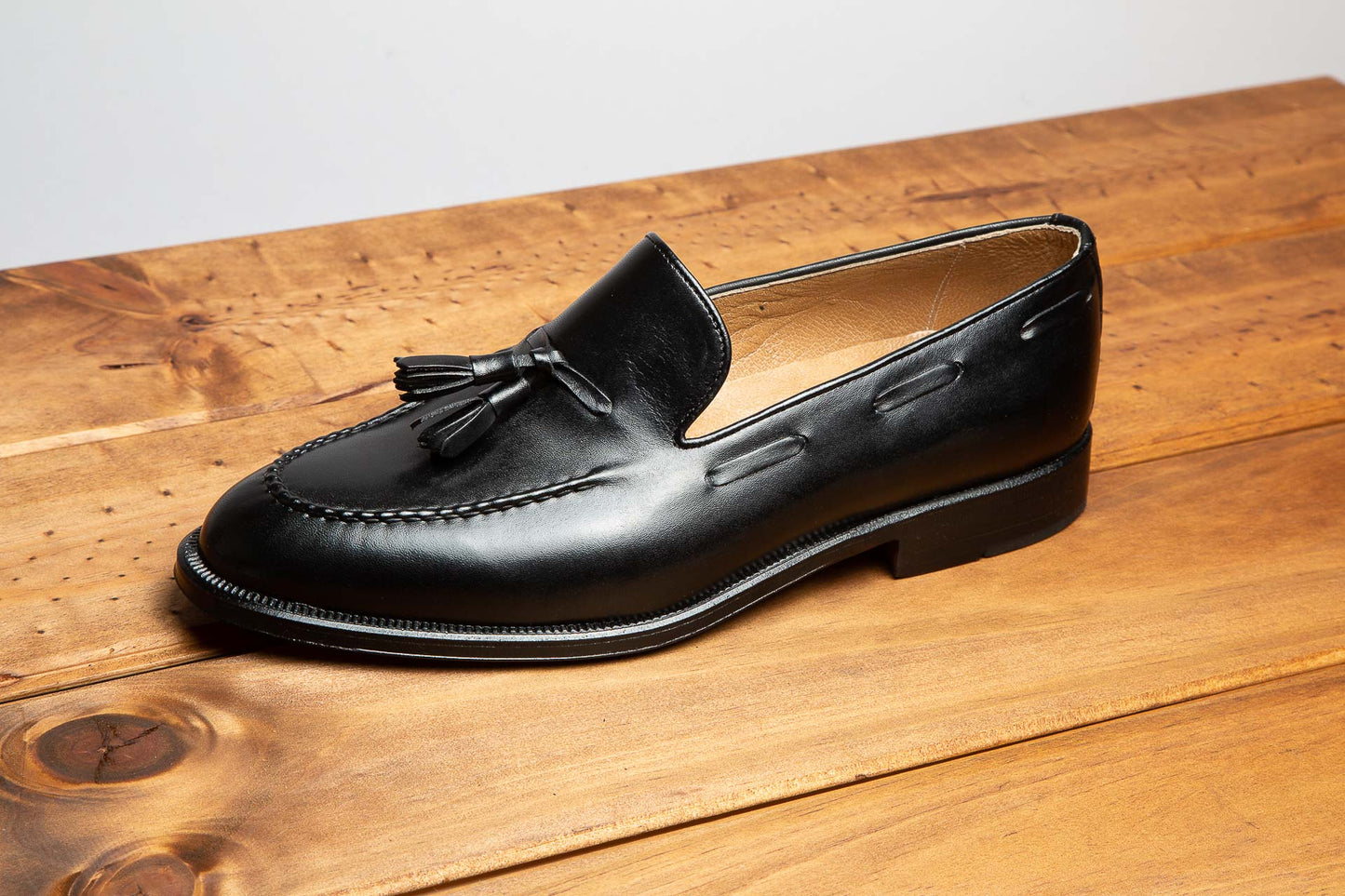 Zapato con Pompones 1212 Negro