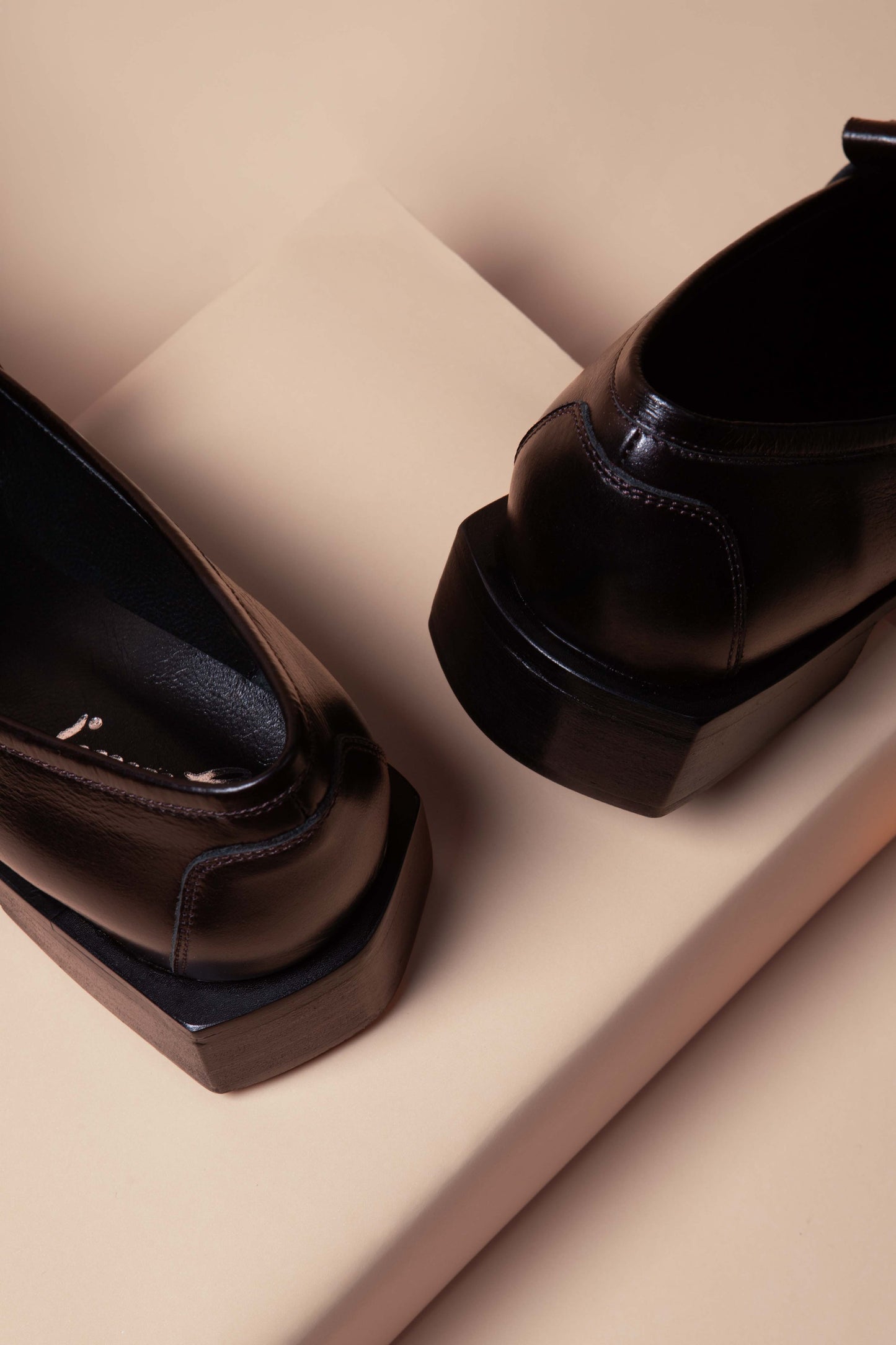 Mocasín Fleco Bruma Marrón