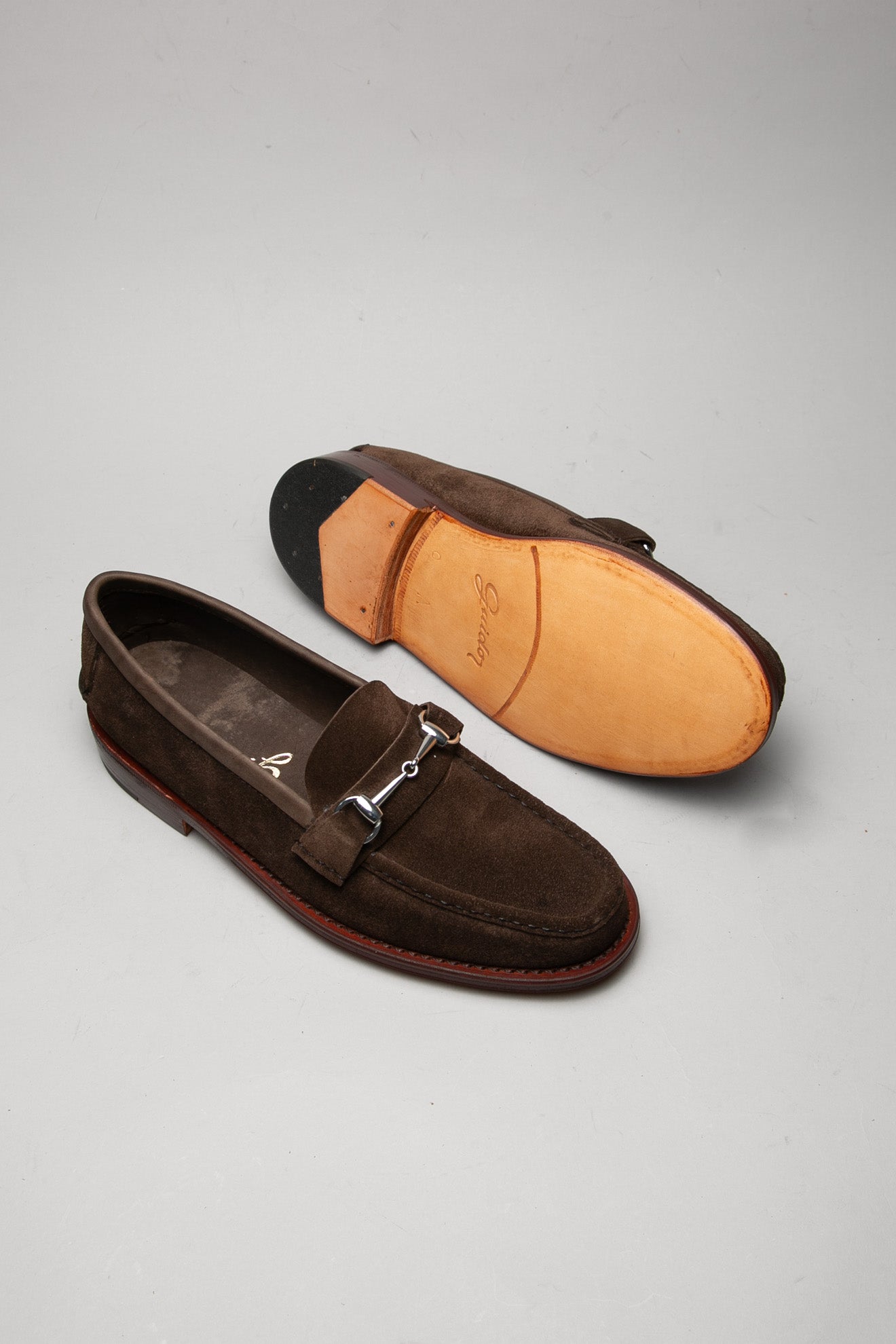 Mocasín Doble Suela 4224 con Herraje Gamuza Choco