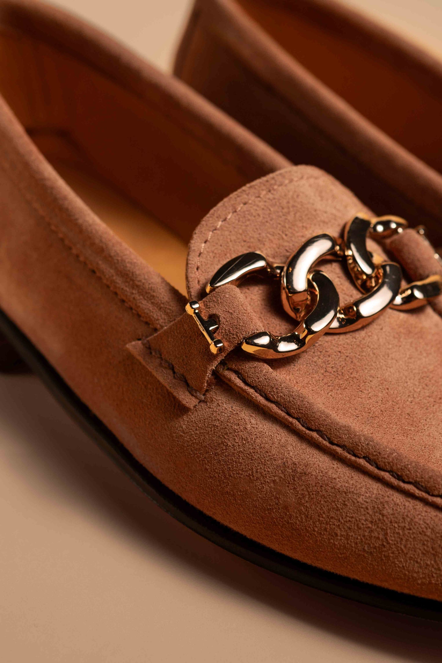 𝗣𝗥𝗘𝗩𝗘𝗡𝗧𝗔 - Mocasín 5327 Gamuza Ladrillo