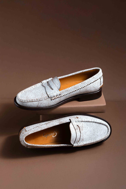 𝗣𝗥𝗘𝗩𝗘𝗡𝗧𝗔 - Mocasín 5379 Craquelado Blanco