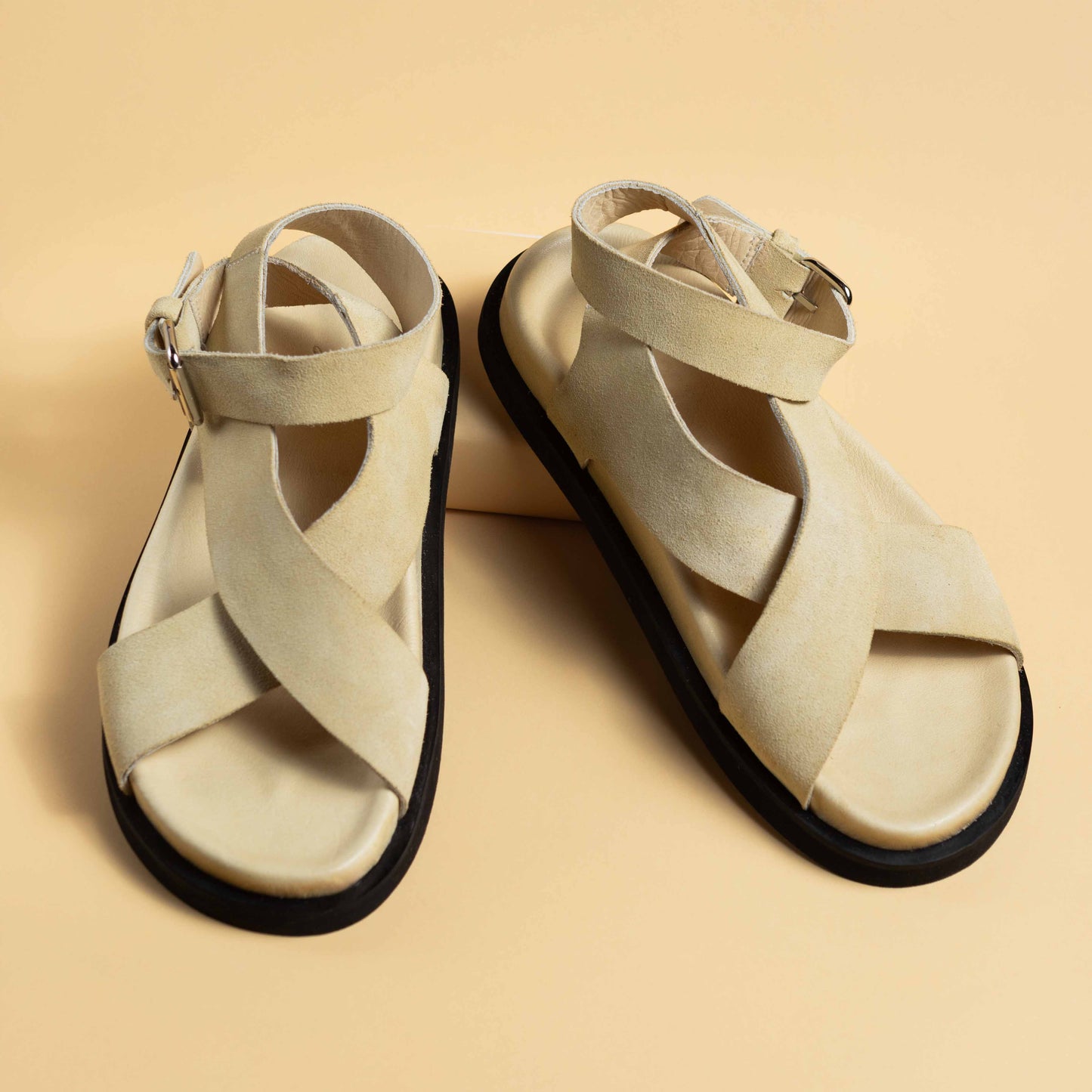 𝗣𝗥𝗘𝗩𝗘𝗡𝗧𝗔  - Sandalia Creta Matcha