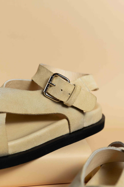 𝗣𝗥𝗘𝗩𝗘𝗡𝗧𝗔  - Sandalia Creta Matcha