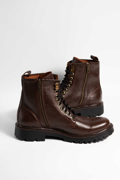 Bota Logan Marrón